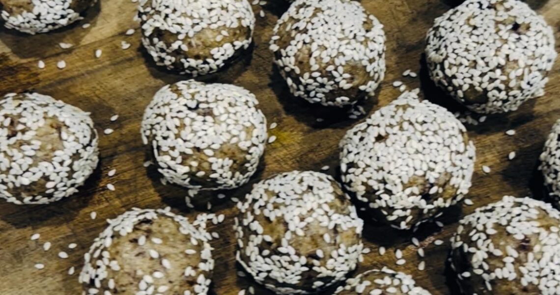 Nourishing Ojas Bliss Balls